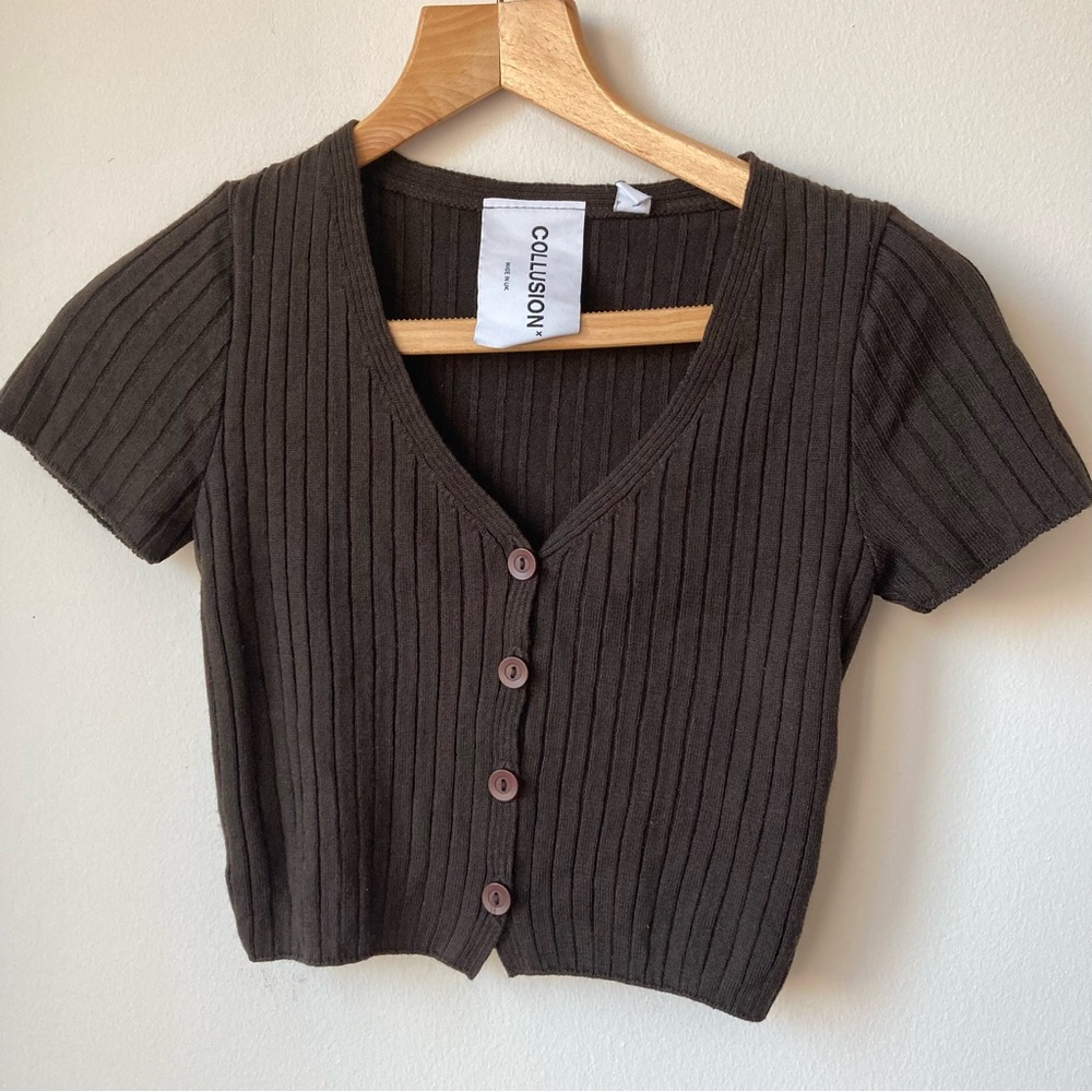 COLLUSION ASOS Cropped Ribbed Cardigan Top Women’s sz 2 Short Sleeve Brown Y2K